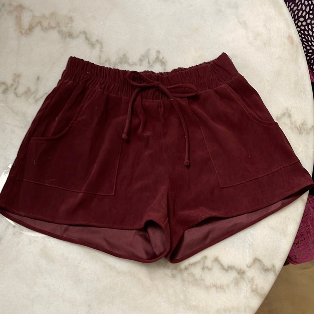 Impeccable Pig Wine-colored soft, suede-ish shorts